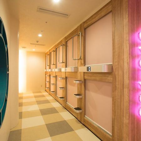 New Japan Lady'S Capsule Hotel 大阪 外观 照片