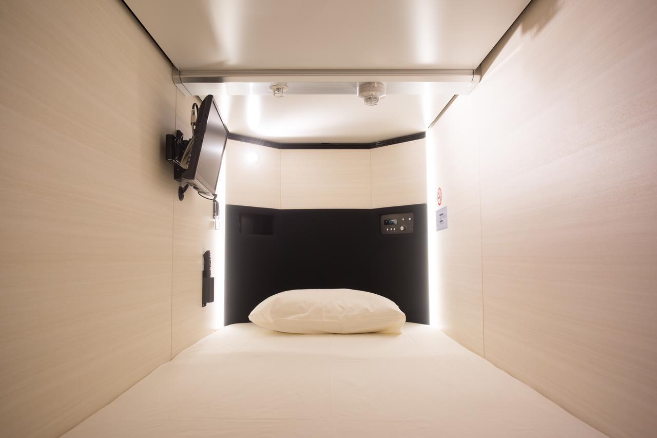 New Japan Lady'S Capsule Hotel 大阪 外观 照片